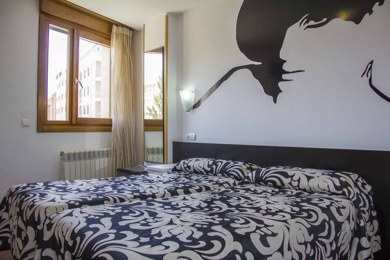 Hotel Rincon De Gala à Soria Extérieur photo